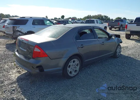 2011 Ford Fusion Se z USA, uszkodzony, nr VIN 3FAHP0HG4BR344231